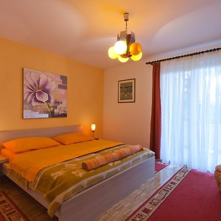 Apartments Neda Porec Exterior photo